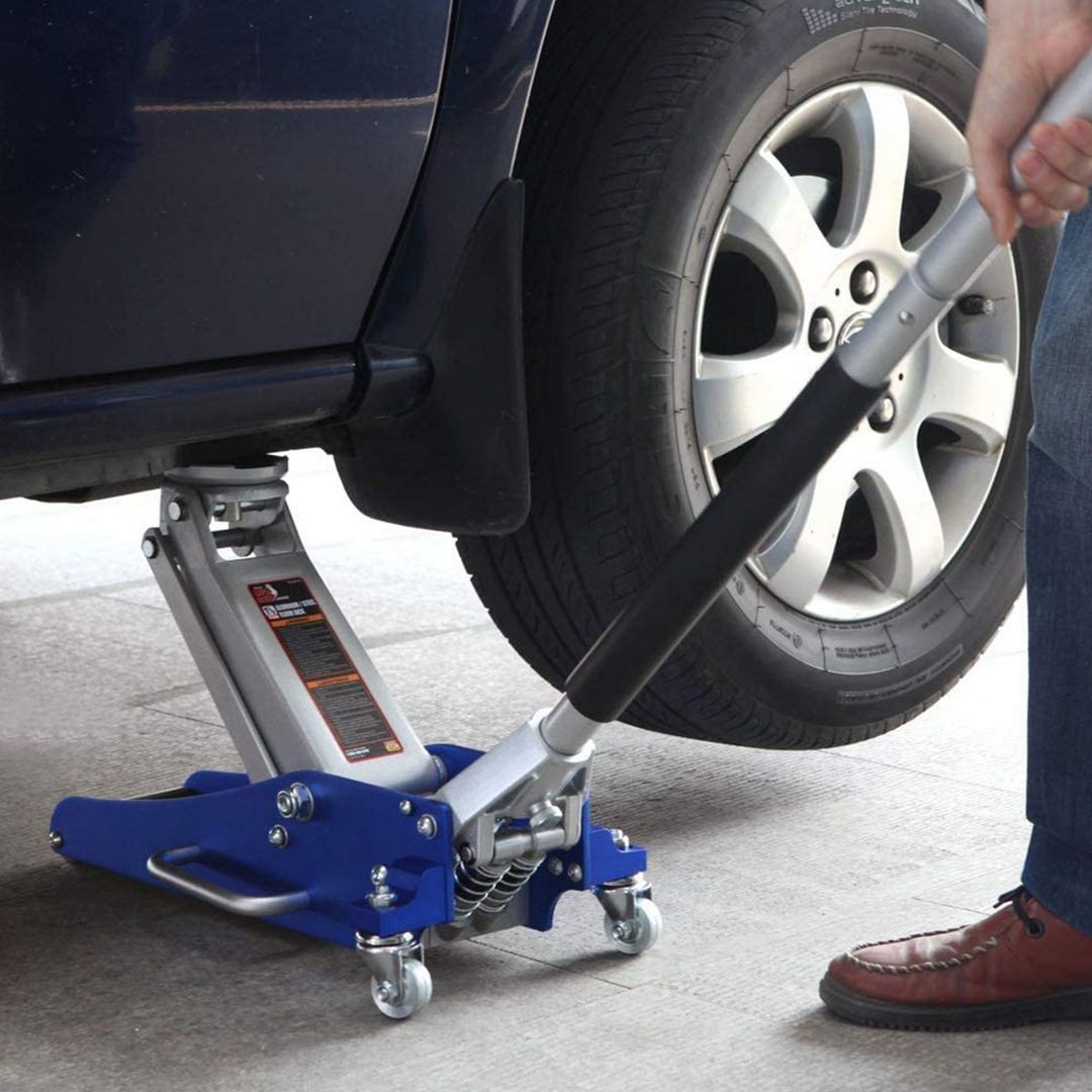 7 Crucial Vehicle Tools You Ought To Have